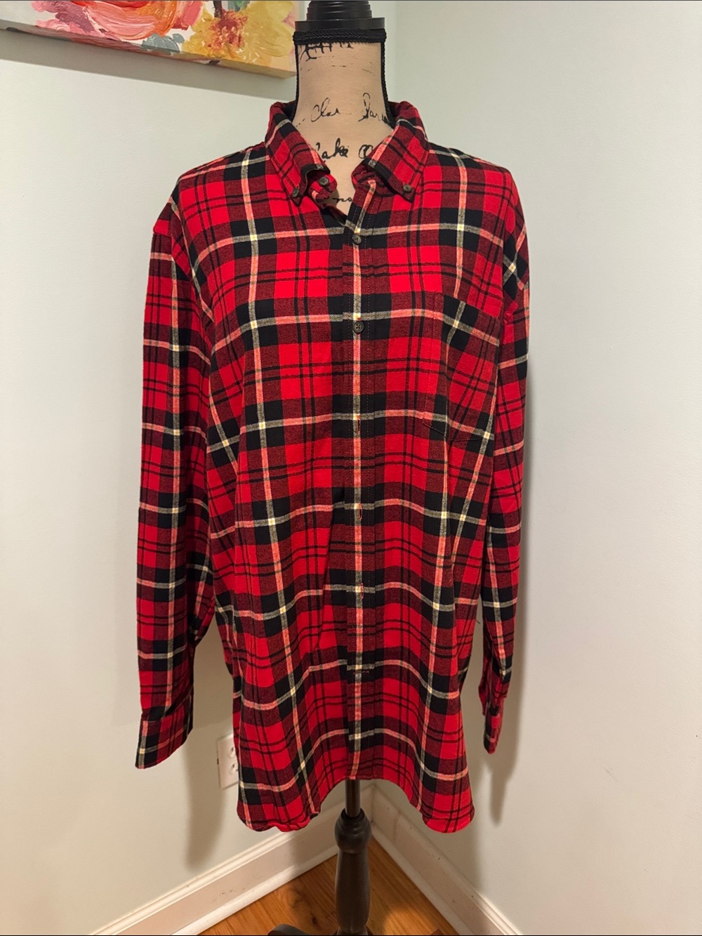 St. John’s Bay Size XL Men's Red Plaid Button-Up Shirt - Classic Flannel Style